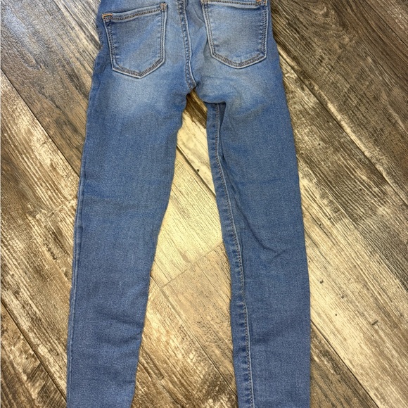 Old Navy Girls Denim Jeggings - Picture 12 of 12